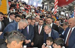 81 ilin şampiyonları Kars’ta ter döküyor