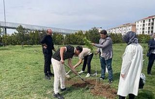 Afyonkahisar’da "Ekibini Kur, İyilikle Değiştir,...
