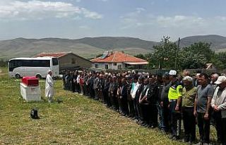 Afyonkarahisar’da vefat eden Kıbrıs Gazisi toprağa...