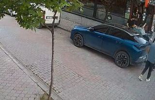 Alkollü gittiği kafede kendisini uyaran çalışanlara...