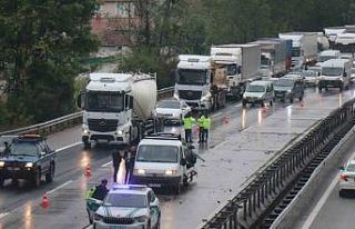 Anadolu Otoyolu’nda yağmur ile kazalar peş peşe...