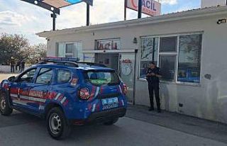 Ankara’da suçluyu kovaladığı sırada kaza geçiren...