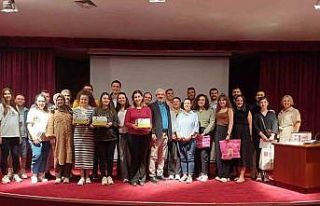 Anne-baba adayları gebelik eğitiminde bilgilendirildi