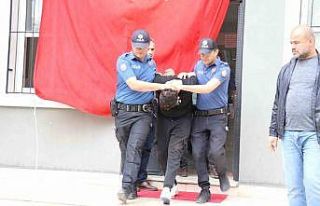 Anne bebeğini döven erkek arkadaşından şikayetçi...