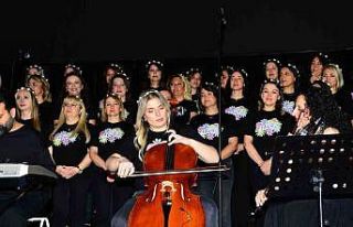 Anneler, eğitim için sahne aldı