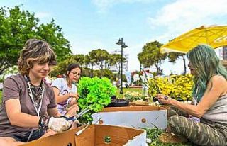 Antalya’da ‘Çiçek Desenleri Günleri’ başladı