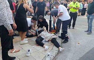 Antalya’da ters yönden çıkan otel servisi ile...