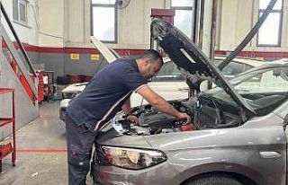 Araç yangınlarına karşı uzmanlardan basit önlem...