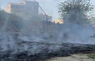 Arnavutköy’de fabrika bahçesinde korkutan yangın
