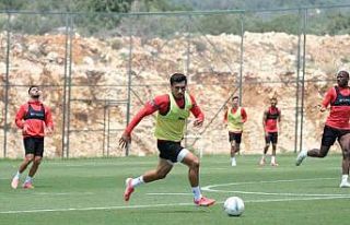 Atakaş Hatayspor, Adana Demirspor maçı hazırlıklarını...