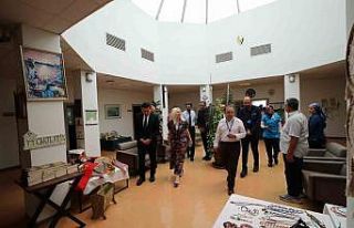 AÜ’de hastalara uygulamalı atölyelerde tarım...