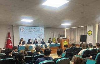 Aydın Lisesi’nde anlamlı panel