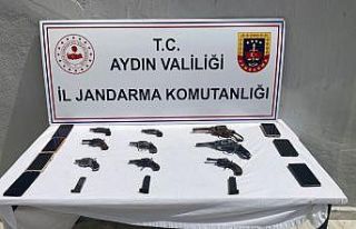 Aydın’da silah ticareti jandarma ekiplerine takıldı