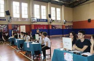 Aydınlı öğrenciler bilgilerini yarıştırdı