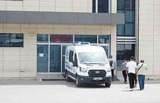 Babasının bıçaklayarak öldürdüğü gencin cenazesi...