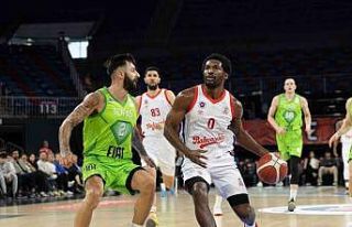 Bahçeşehir Koleji seride durumu 1-1’e getirdi