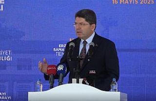 Bakan Tunç: "Deprem bölgesinde idari yargıda...