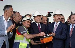 Bakan Tunç: "Yapay zekayla işimizi daha da...