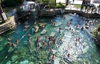 Bakanlık Pamukkale’deki tadilat krizini çözdü