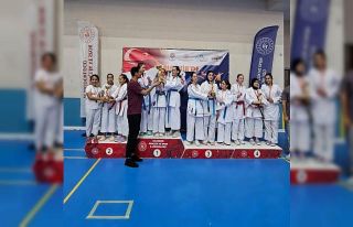 Balıkesir’de karate rüzgârı esti, il seçmeleri...
