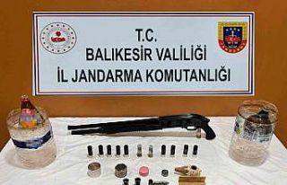 Balıkesir’de uyuşturucuya geçit yok: 2 şüpheli...