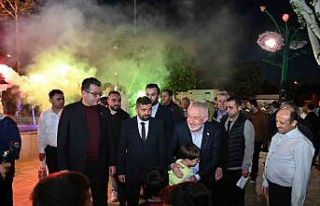 Başkan Başdeğirmen Gülcü Mahallesi’nde vatandaşlarla...