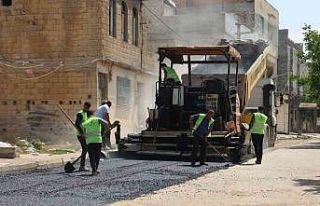 Başkan Bilecen, asfalt çalışmalarını yerinde...