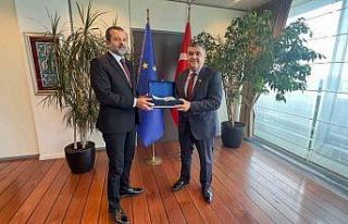 Başkan Işık Gürsu’dan Avrupa’ya çıkarma...