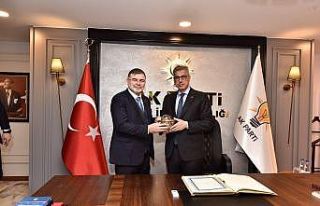 Başkan Saygılı’dan İzmir’e sağlık müjdeleri