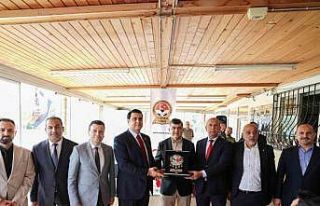 Başkan Yılmaz’dan teknik adamlara moral ziyareti