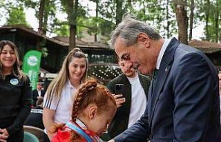 Başkan Yusuf Alemdar, sporun şampiyonlarıyla buluştu