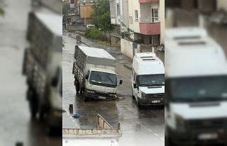 Batman’da altyapı çalışması sonrası yol çöktü:...