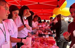 Batman’da Gazze yararına hayır panayırı düzenlendi