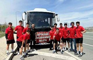 Battalgazi Belediyesi’nin spor yatırımları meyvesini...