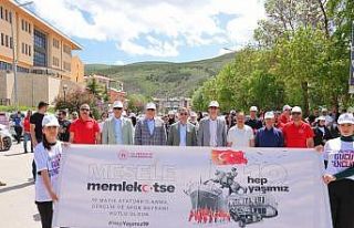 Bayburt’ta ‘Gençlik Yürüyüşü’ düzenlendi