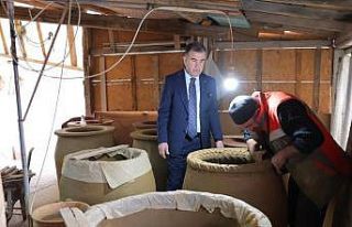 Bayburt’un tek tandır ustası Vali Eldivan’ın...