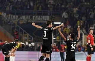 Beşiktaş 20 yıl sonra ilki başardı