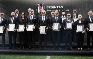 Beşiktaş’ta Başkan Serdal Adalı ve yönetimi,...