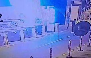 Beşiktaş’ta haraç almak için oto galeriyi kurşunladılar:...