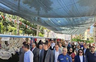 Beyşehir’de kursiyerler el emeği göz nuru eserlerini...