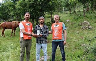 Bingöllü çobandan yürek ısıtan davranış