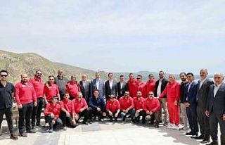 Bitlis ve Erzurum valilerinden Adilcevaz’a ziyaret