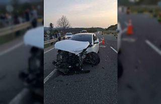 Bolu’da iki otomobil çarpıştı: 2 yaralı