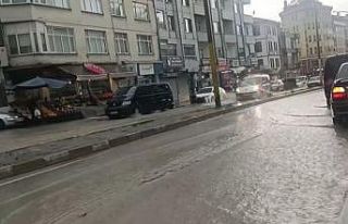 Boyabat’ta sağanak yağış seli beraberinde getirdi