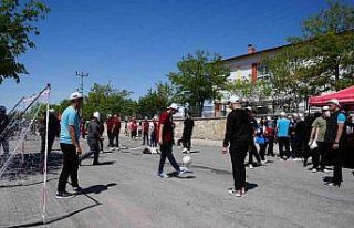 Bu sokağa giren herkes spor yapıyor