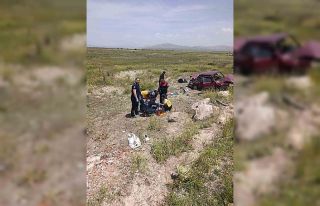 Burdur’da otomobil şarampole devrildi: 1’i çocuk...