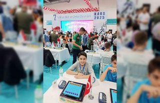 Burdurlu ortaokul öğrencisi 7. Akıl ve Zeka Oyunları...