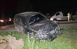 Bursa’da feci kaza... Otomobil ile cip çarpıştı:...