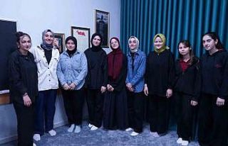 Bursa’da İmam Hatip öğrencilerinden dijital çağa...