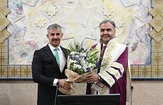 ÇAKÜ’de Rektör Prof. Dr. Mevlüt Karata görevi...